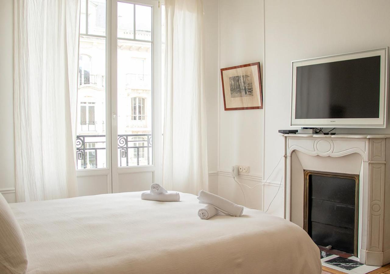 Rare! Magnifique Appartement - Vue Cathedrale Reims Exterior foto